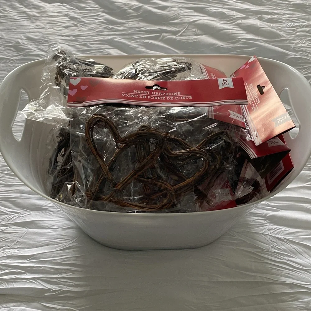 15 Pc Mini Heart Grapevine Wreaths Crafts Decor 4” x 4”